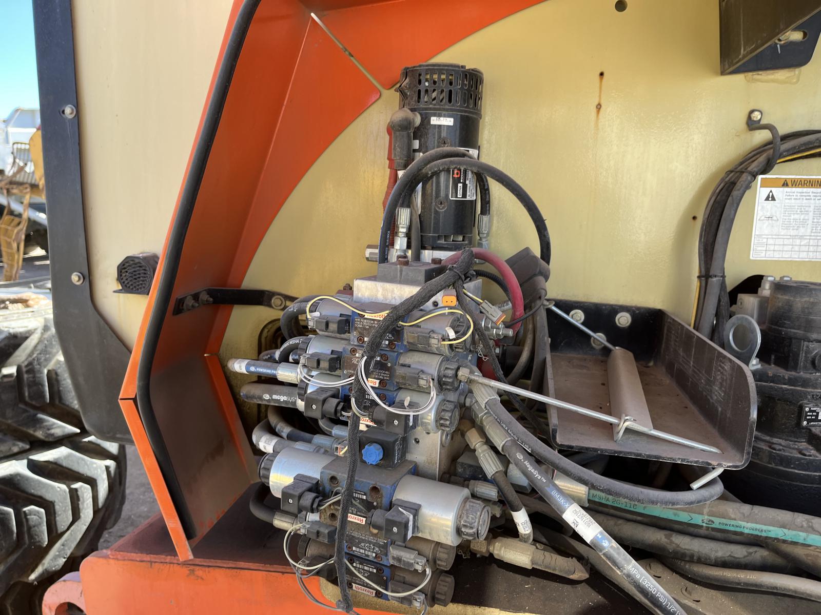 ./imagenes/INVOICE/2019/16966/JLG 800AJ (10).JPG